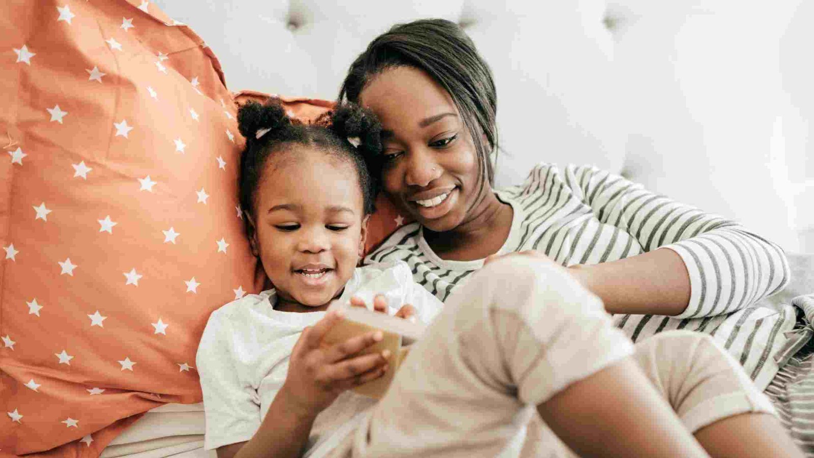 tell a story to your child